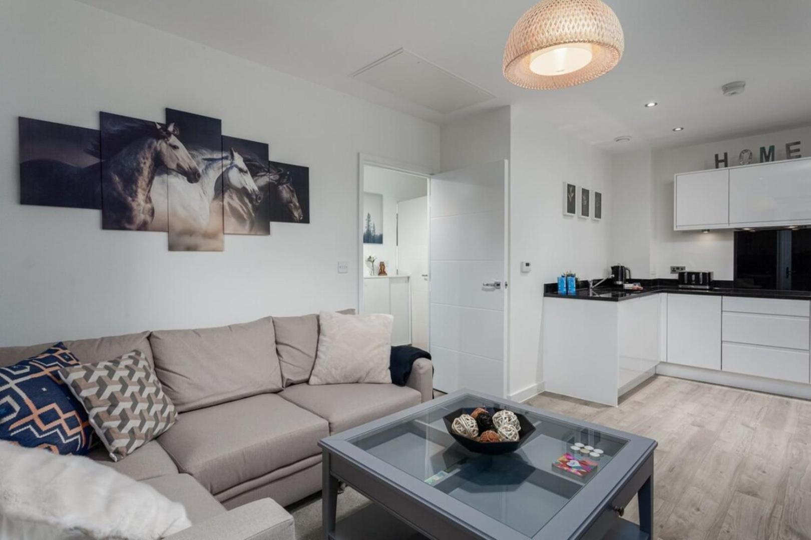 Classy Cricklewood Home 런던 외부 사진